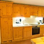 Daire Dolomites Garden Flat Near Cortina