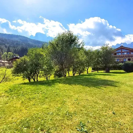 Dolomites Garden Flat Near Cortina Villanova (Belluno)